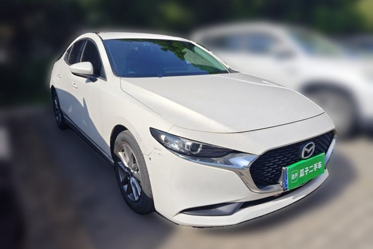 Used Mazda 3 Axela 2021 2.0L Automatic Zhiqing Edition Front Right 45 Deg