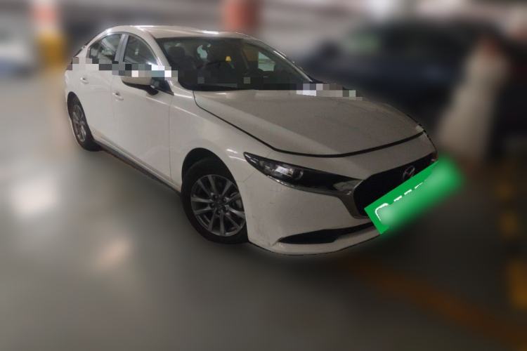 Used Mazda 3 Axela 2021 1.5L Automatic ZhiMei Edition Front Right 45 Deg