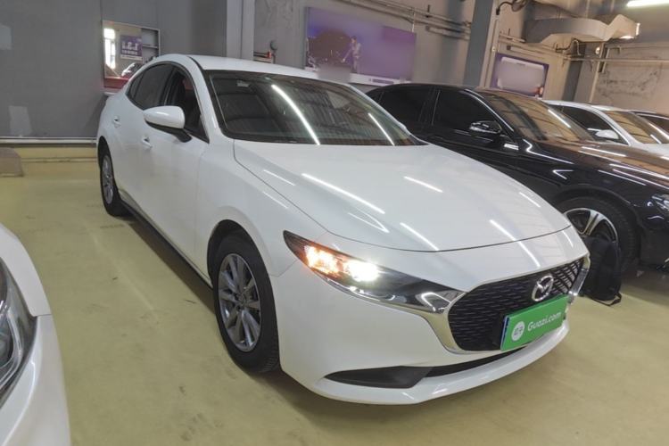Used Mazda 3 Axela 2021 2.0L Automatic Zhiqing Edition Front Right 45 Deg