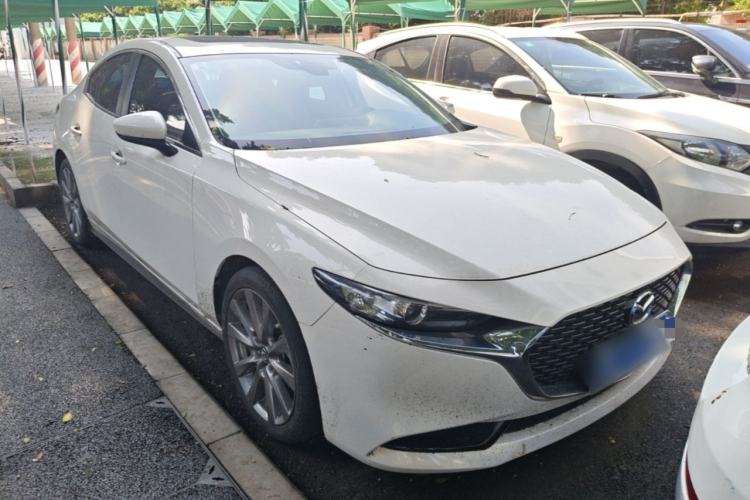 Used Mazda 3 Axela 2021 2.0L Automatic Zhiya Edition Front Right 45 Deg