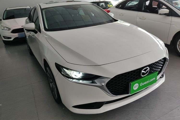 Used Mazda 3 Axela 2021 2.0L Automatic ZhiXuan Edition Front Right 45 Deg