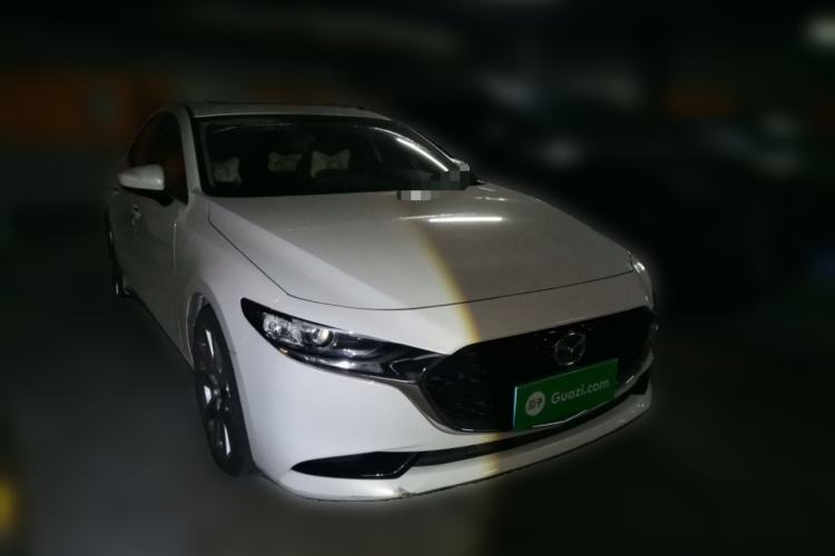 Used Mazda 3 Axela 2021 2.0L Automatic Zhiya Edition Front Right 45 Deg
