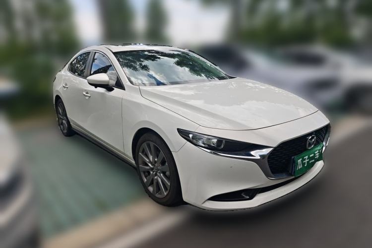 Used Mazda 3 Axela 2021 2.0L Automatic Zhiya Edition Front Right 45 Deg