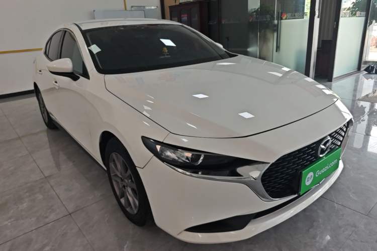 Used Mazda 3 Axela 2021 2.0L Automatic Zhiqing Edition Front Right 45 Deg