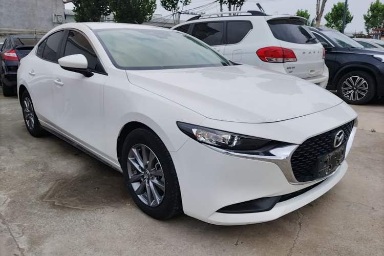 Used Mazda 3 Axela 2021 2.0L Automatic Zhiqing Edition Front Right 45 Deg
