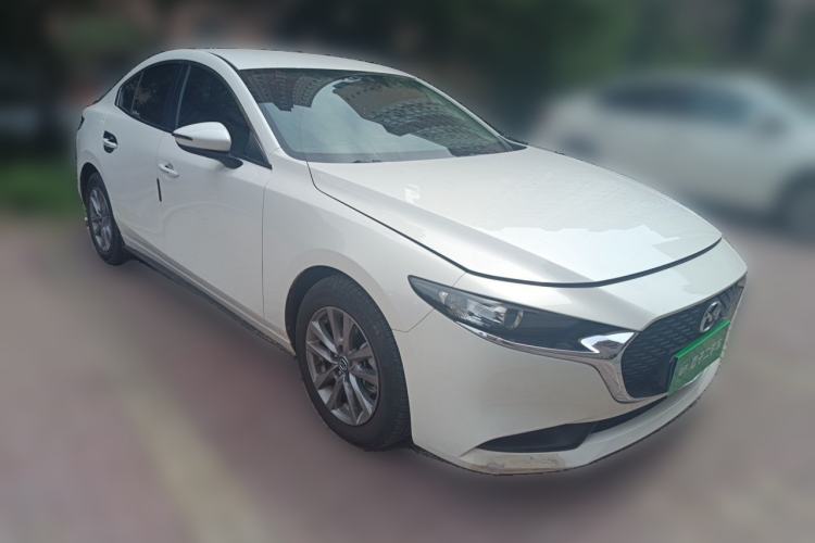 Used Mazda 3 Axela 2021 2.0L Automatic Zhiqing Edition Front Right 45 Deg