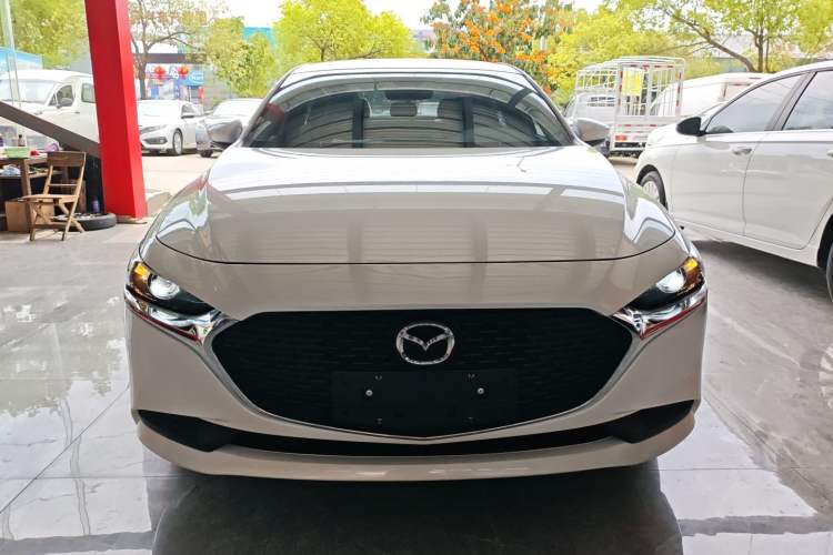 Used Mazda 3 Axela 2021 1.5L Automatic ZhiMei Edition Front