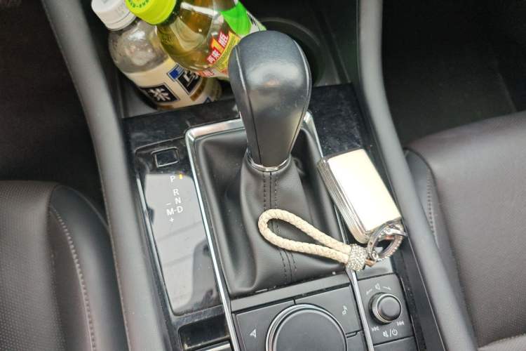 Used Mazda 3 Axela 2021 2.0L Automatic Zhiya Edition Gear Lever
