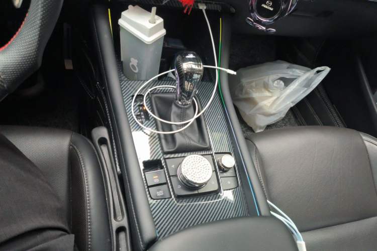 Used Mazda 3 Axela 2021 2.0L Automatic Zhiya Edition Gear Lever