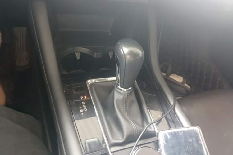 Used Mazda 3 Axela 2021 2.0L Automatic Zhiya Edition Gear Lever