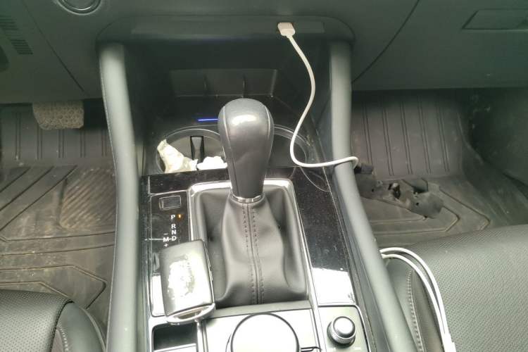 Used Mazda 3 Axela 2021 2.0L Automatic Zhiya Edition Gear Lever