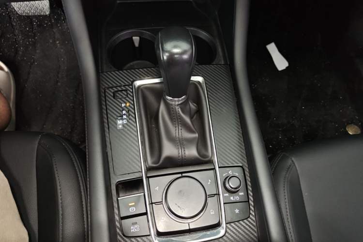 Used Mazda 3 Axela 2021 2.0L Automatic ZhiXuan Edition Gear Lever