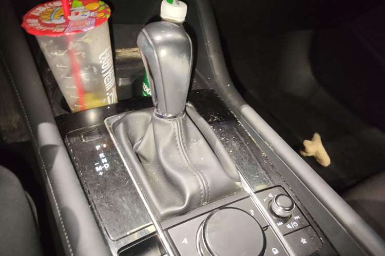 Used Mazda 3 Axela 2021 2.0L Automatic ZhiXuan Edition Gear Lever