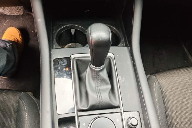 Used Mazda 3 Axela 2021 2.0L Automatic Zhiqing Edition Gear Lever