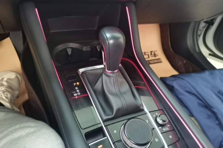 Used Mazda 3 Axela 2021 2.0L Automatic Zhiya Edition Gear Lever