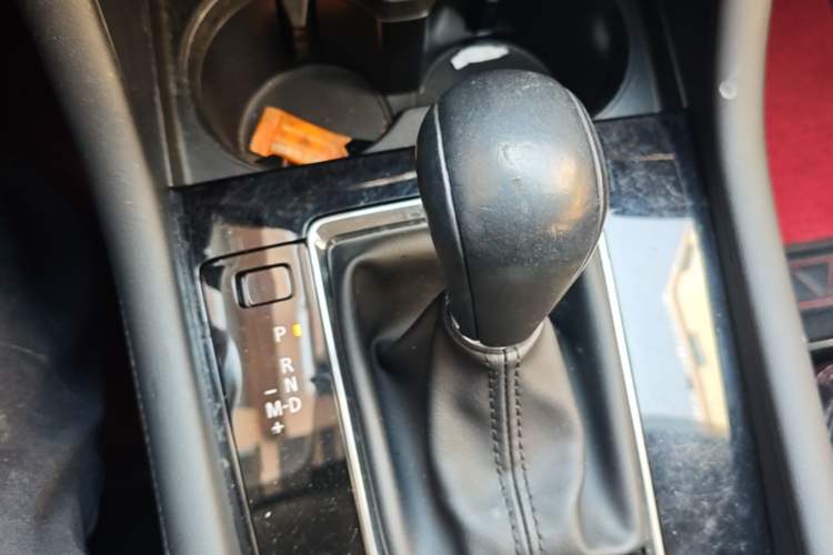 Used Mazda 3 Axela 2021 2.0L Automatic ZhiXuan Edition Gear Lever