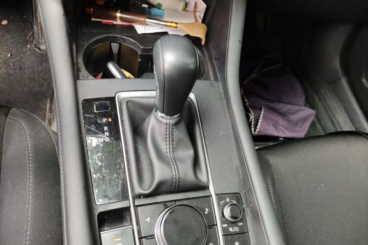 Used Mazda 3 Axela 2021 2.0L Automatic Zhiqing Edition Gear Lever
