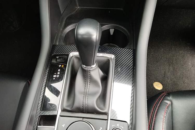 Used Mazda 3 Axela 2021 2.0L Automatic ZhiXuan Edition Gear Lever