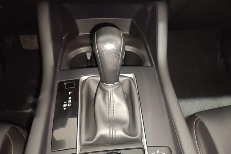 Used Mazda 3 Axela 2021 2.0L Automatic Zhiqing Edition Gear Lever