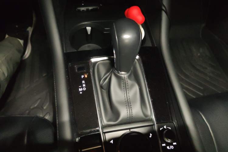 Used Mazda 3 Axela 2021 2.0L Automatic ZhiXuan Edition Gear Lever