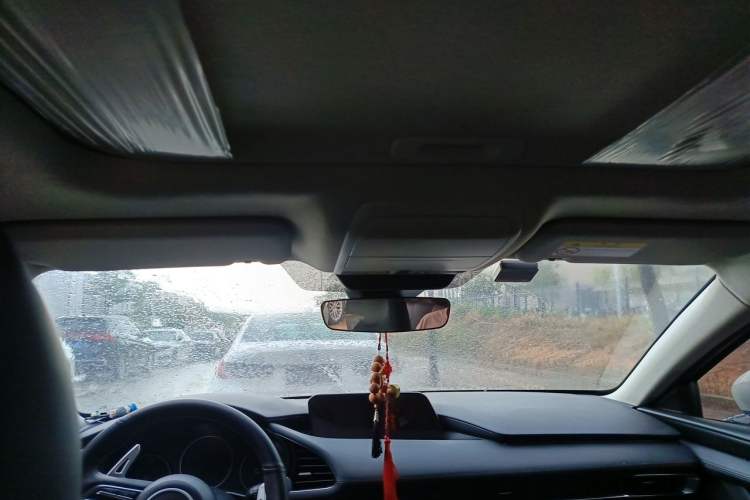 Used Mazda 3 Axela 2021 2.0L Automatic ZhiXuan Edition Headliner