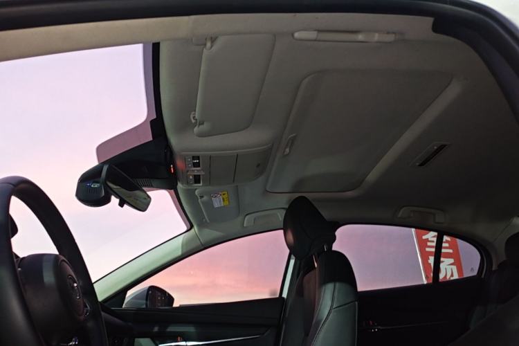 Used Mazda 3 Axela 2021 2.0L Automatic Zhiya Edition Headliner