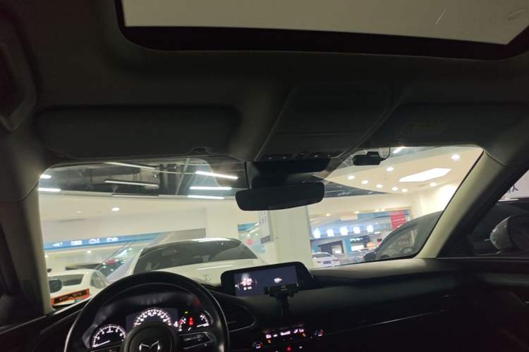Used Mazda 3 Axela 2021 2.0L Automatic ZhiXuan Edition Headliner