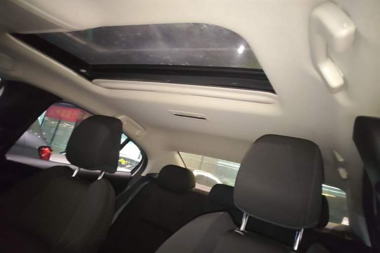 Used Mazda 3 Axela 2021 2.0L Automatic ZhiXuan Edition Headliner