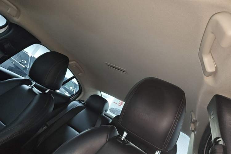 Used Mazda 3 Axela 2021 2.0L Automatic Zhiqing Edition Headliner