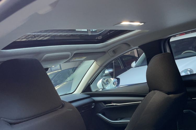 Used Mazda 3 Axela 2021 2.0L Automatic ZhiXuan Edition Headliner
