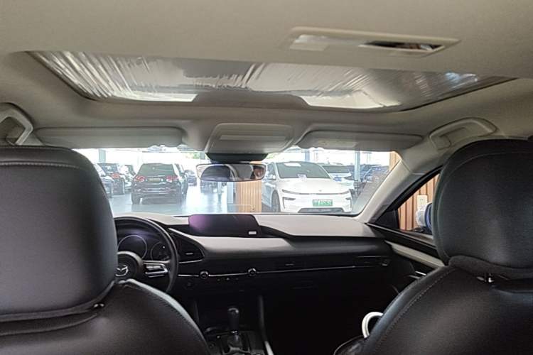 Used Mazda 3 Axela 2021 2.0L Automatic Zhi Rui Edition Headliner