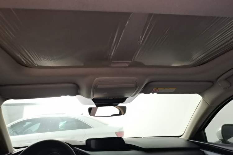 Used Mazda 3 Axela 2021 2.0L Automatic Zhiya Edition Headliner