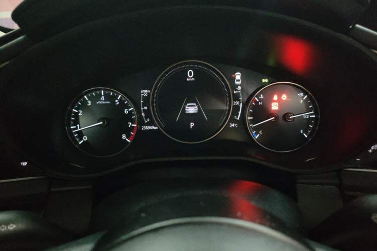 Used Mazda 3 Axela 2021 1.5L Automatic ZhiMei Edition Instrument Cluster