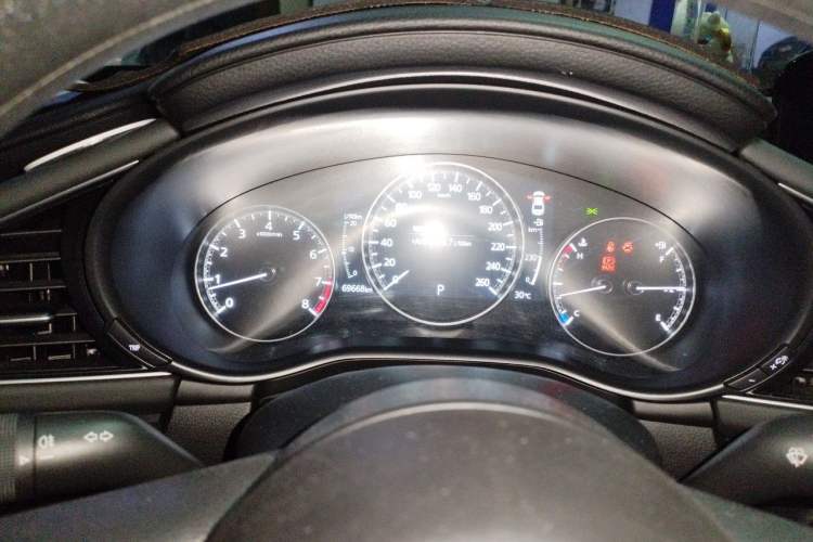 Used Mazda 3 Axela 2021 2.0L Automatic Zhiqing Edition Instrument Cluster