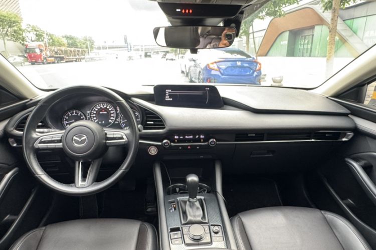 Used Mazda 3 Axela 2021 2.0L Automatic Zhiya Edition Interior 1