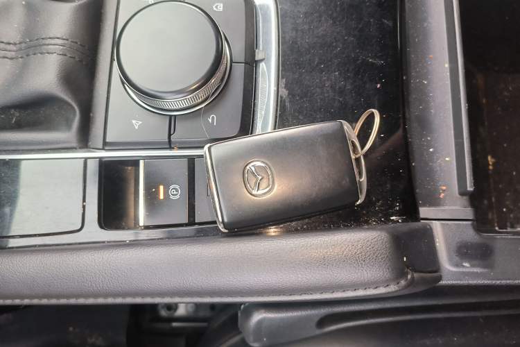 Used Mazda 3 Axela 2021 2.0L Automatic Zhiya Edition Interior 1