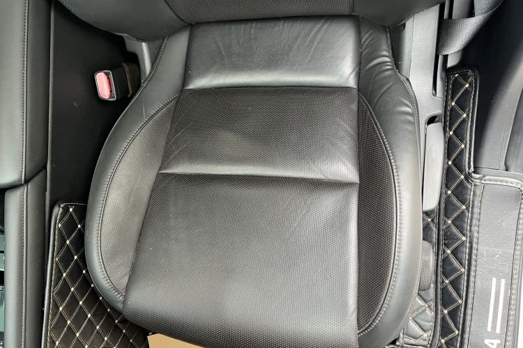 Used Mazda 3 Axela 2021 2.0L Automatic ZhiXuan Edition Interior 2