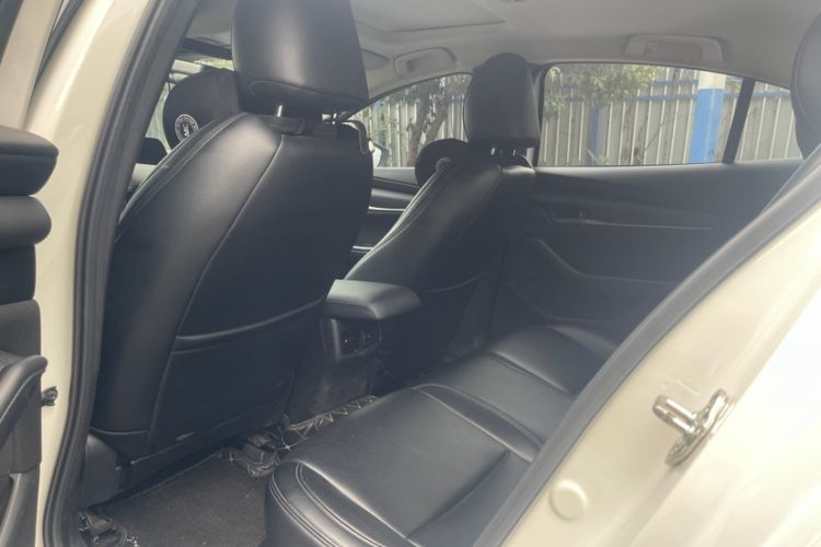 Used Mazda 3 Axela 2021 1.5L Automatic Zhiyue Edition Interior 2