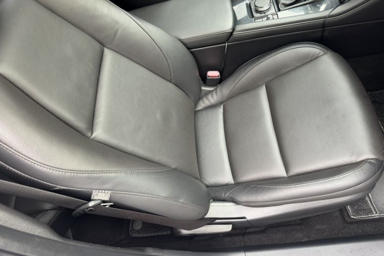 Used Mazda 3 Axela 2021 2.0L Automatic Zhiya Edition Interior 3