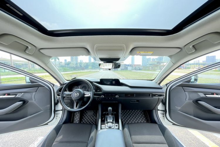 Used Mazda 3 Axela 2021 2.0L Automatic ZhiXuan Edition Interior 4