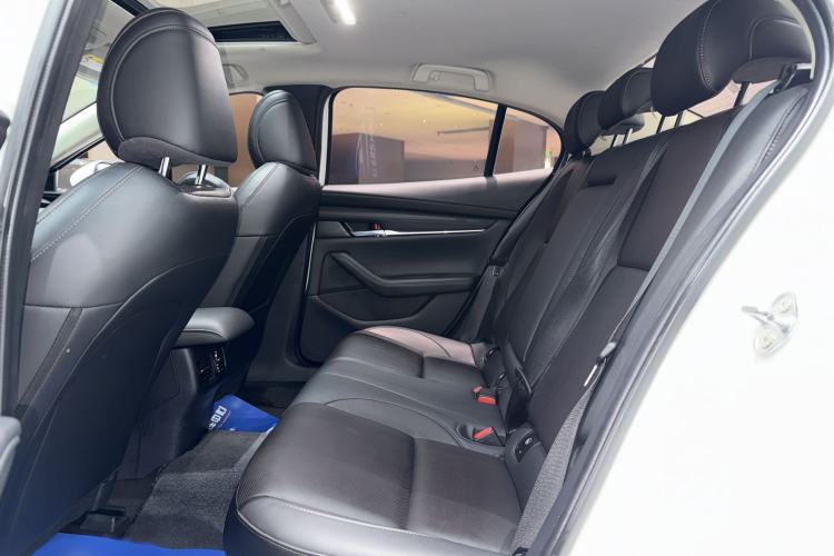 Used Mazda 3 Axela 2021 2.0L Automatic Zhiyao Edition Interior 5