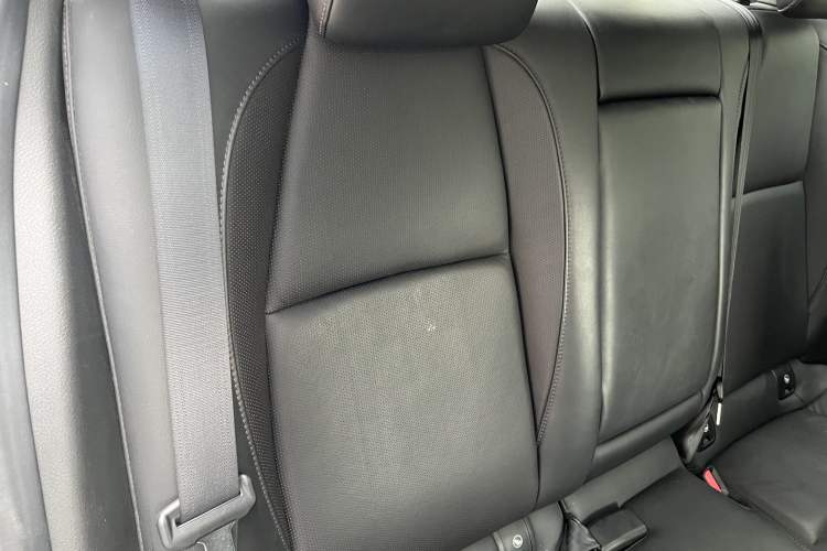 Used Mazda 3 Axela 2021 2.0L Automatic ZhiXuan Edition Interior 5