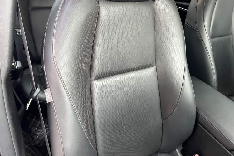 Used Mazda 3 Axela 2021 2.0L Automatic ZhiXuan Edition Interior 8