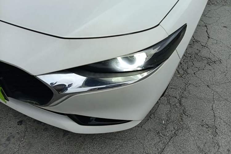 Used Mazda 3 Axela 2021 2.0L Automatic Zhi Rui Edition Left Front Headlight