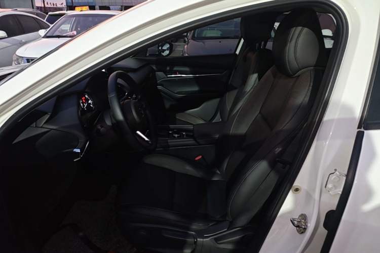 Used Mazda 3 Axela 2021 2.0L Automatic Zhiya Edition Left Front Seat