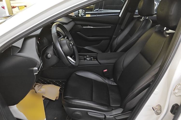 Used Mazda 3 Axela 2021 2.0L Automatic ZhiXuan Edition Left Front Seat