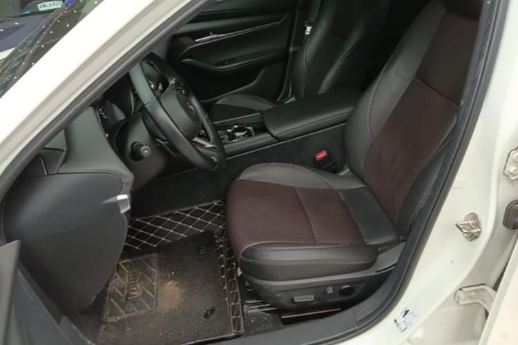 Used Mazda 3 Axela 2021 2.0L Automatic Zhi Rui Edition Left Front Seat
