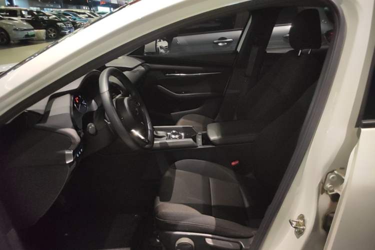 Used Mazda 3 Axela 2021 2.0L Automatic ZhiXuan Edition Left Front Seat