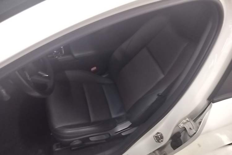 Used Mazda 3 Axela 2021 2.0L Automatic Zhiya Edition Left Front Seat