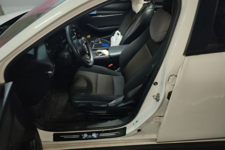 Used Mazda 3 Axela 2021 1.5L Automatic ZhiMei Edition Left Front Seat